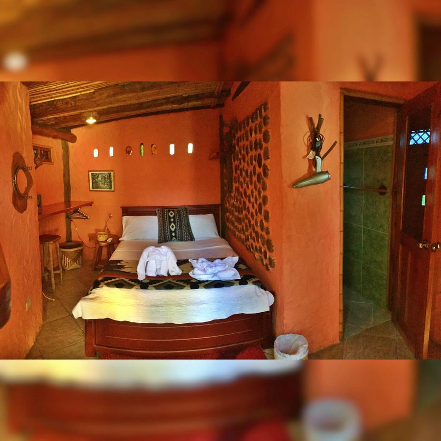 Lonesome George Ecolodge Пуерто Айора Екстериор снимка